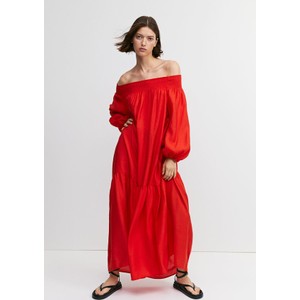 Sukienka H & M maxi z długim rękawem z odkrytymi ramionami