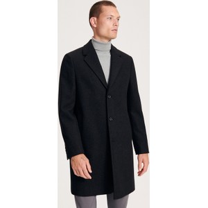 Czarny płaszcz męski Reserved w stylu klasycznym