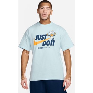 Niebieski t-shirt Nike w sportowym stylu z bawełny
