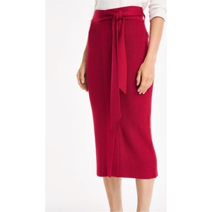 Czerwona spódnica Ochnik midi w stylu casual