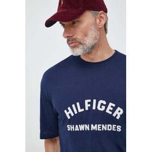 Granatowy t-shirt Tommy Hilfiger z bawełny w młodzieżowym stylu