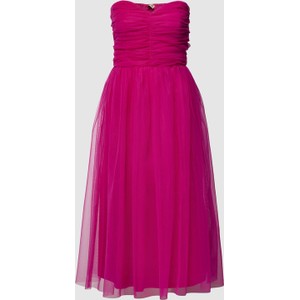 Różowa sukienka Lace & Beads maxi rozkloszowana z okrągłym dekoltem