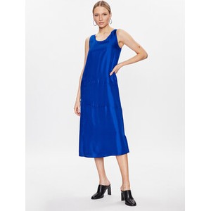 Niebieska sukienka Calvin Klein prosta z okrągłym dekoltem