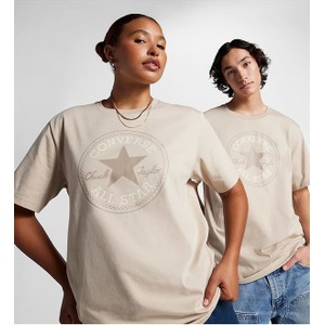 Bluzka Converse z okrągłym dekoltem w młodzieżowym stylu