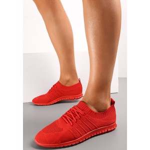 Czerwone buty sportowe Renee z płaską podeszwą sznurowane