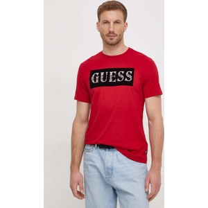 T-shirt Guess w młodzieżowym stylu z bawełny