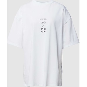 T-shirt Karo Kauer w stylu casual z krótkim rękawem z okrągłym dekoltem