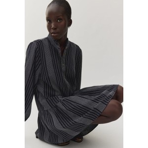 Sukienka H & M w stylu casual mini z tkaniny