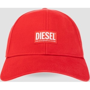 Czerwona czapka Diesel