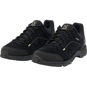 Czarne buty trekkingowe Haglöfs sznurowane z płaską podeszwą