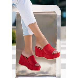 Czerwone klapki Zapatos