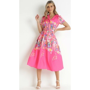 Różowa sukienka born2be z dekoltem w kształcie litery v midi w stylu casual