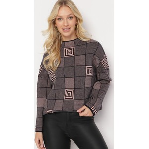 Brązowy sweter born2be w geometryczne wzory w stylu casual