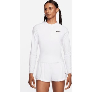 Bluzka Nike z okrągłym dekoltem w sportowym stylu