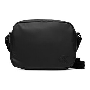 Czarna torebka Calvin Klein matowa na ramię średnia