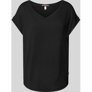 Czarny t-shirt Qs z dekoltem w kształcie litery v w stylu casual