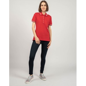 Czerwony t-shirt ubierzsie.com z krótkim rękawem