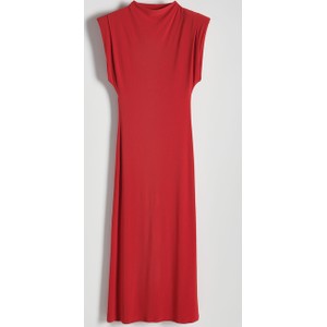 Czerwona sukienka Reserved dopasowana w stylu casual midi
