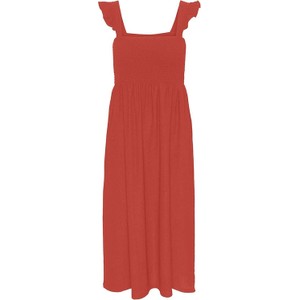 Czerwona sukienka Pieces rozkloszowana z dekoltem w kształcie litery v