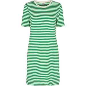 Zielona sukienka Numph w stylu casual prosta z okrągłym dekoltem