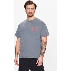 T-shirt Bdg Urban Outfitters w młodzieżowym stylu