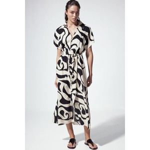 Sukienka H & M z dekoltem w kształcie litery v z tkaniny w stylu casual