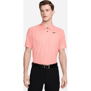 Różowy t-shirt Nike w stylu casual z krótkim rękawem