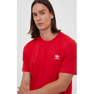 Czerwony t-shirt Adidas Originals w stylu casual