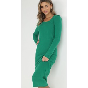 Zielona sukienka born2be mini z długim rękawem w stylu casual