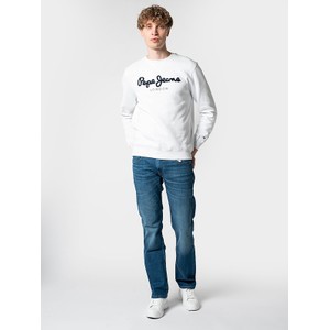 Granatowe jeansy ubierzsie.com w street stylu