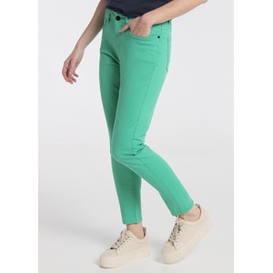 Zielone jeansy Victorio & Lucchino w street stylu