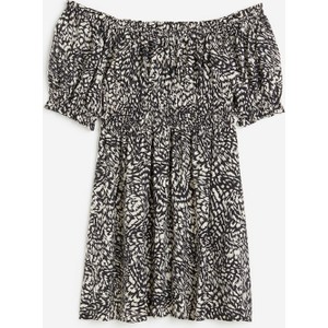 Sukienka H & M w stylu casual z tkaniny z odkrytymi ramionami
