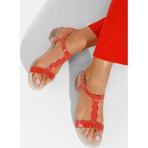 Pomarańczowe sandały Zapatos w stylu casual ze skóry z klamrami