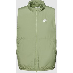 Zielona kamizelka Nike w sportowym stylu