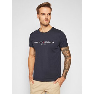 T-shirt Tommy Hilfiger w młodzieżowym stylu