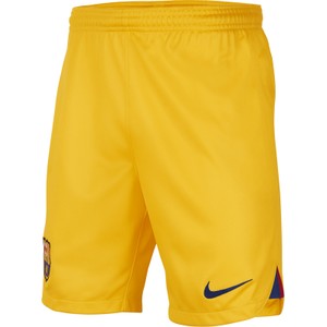 Żółte spodenki Nike w sportowym stylu