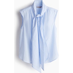 Niebieska bluzka H & M z dekoltem w kształcie litery v w stylu casual