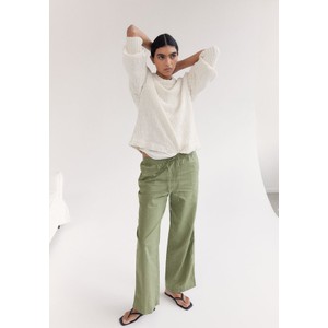 Zielone spodnie H & M z tkaniny w stylu casual