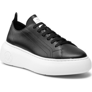 Czarne buty sportowe Armani Exchange w sportowym stylu na platformie