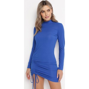 Niebieska sukienka born2be dopasowana w stylu casual mini