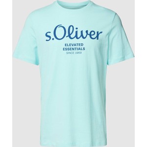Niebieski t-shirt S.Oliver w młodzieżowym stylu z nadrukiem
