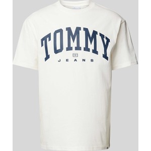 T-shirt Tommy Jeans z bawełny w młodzieżowym stylu z nadrukiem