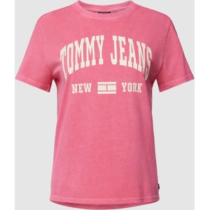 Różowy t-shirt Tommy Jeans z bawełny