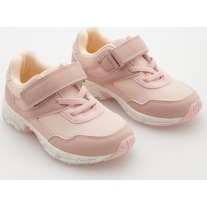 Różowe buty sportowe dziecięce Reserved