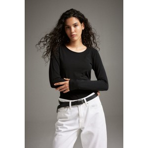 Czarna bluzka H & M z okrągłym dekoltem w stylu casual z dżerseju