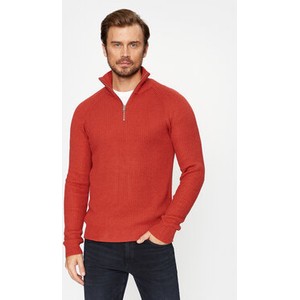 Czerwony sweter Jack & Jones w stylu casual