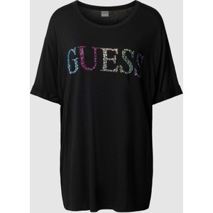 Czarna bluzka Guess w młodzieżowym stylu