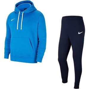 Niebieski dres Nike w sportowym stylu