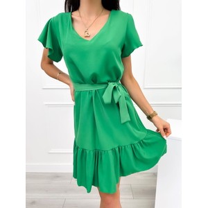 Zielona sukienka ModnaKiecka.pl z krótkim rękawem w stylu klasycznym rozkloszowana