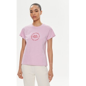 Różowy t-shirt Helly Hansen w młodzieżowym stylu z krótkim rękawem